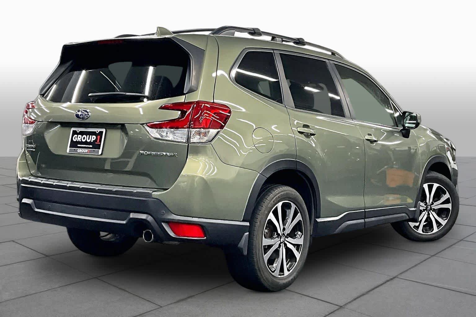 Used 2019 Subaru Forester Limited AWD/4WD image 12