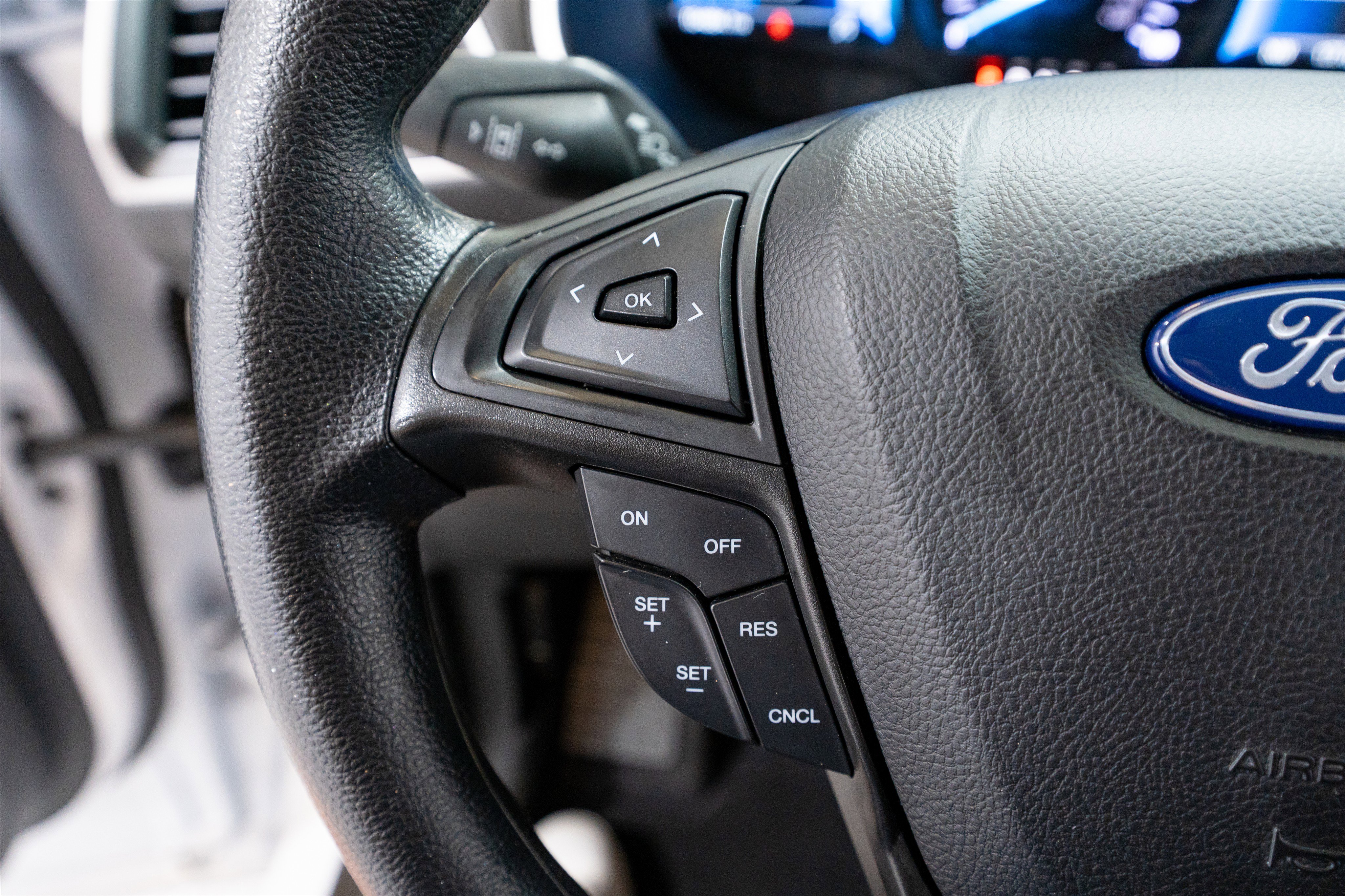 Used 2021 Ford Edge SE image 24