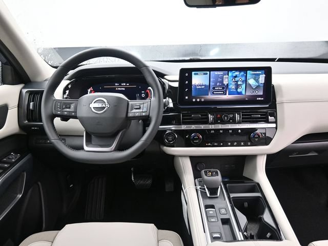 New 2026 Nissan Pathfinder SL FWD image 10
