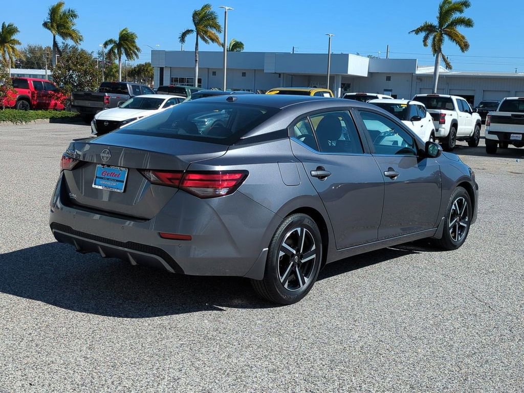 Certified 2025 Nissan Sentra SV w/ Lighting Package image 5