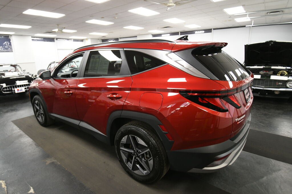 Used 2026 Hyundai Tucson SEL Plus AWD/4WD image 5
