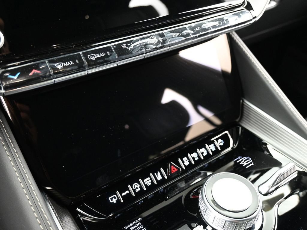 Used 2024 Jeep Grand Wagoneer L Series II w/ Quick Order Packagew 28T image 38