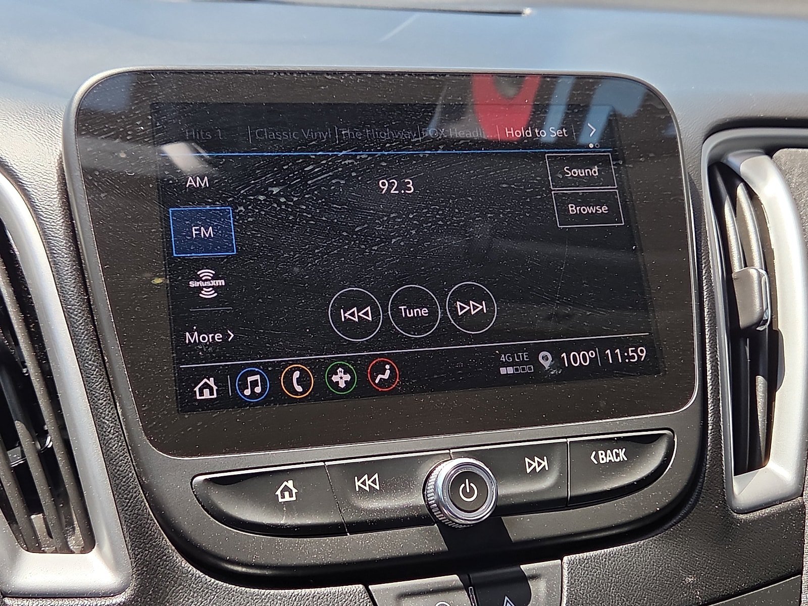 Used 2024 Chevrolet Malibu LT w/ Sport Edition FWD image 10