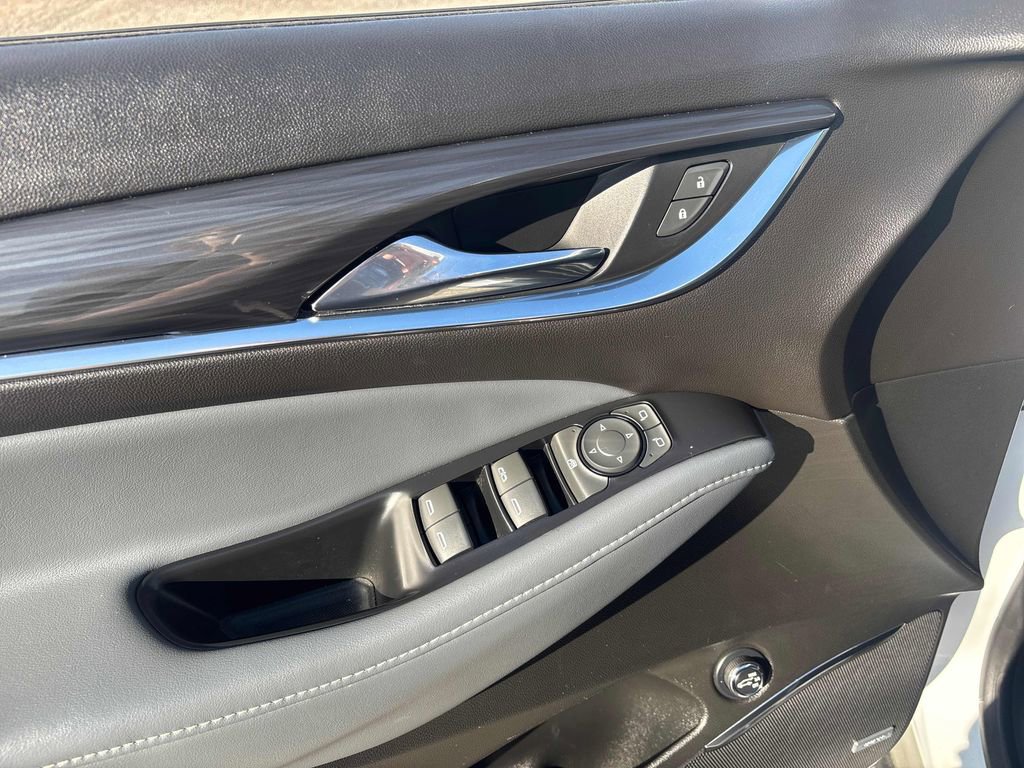 Used 2023 Buick Enclave Essence w/ Experience Buick Package AWD/4WD image 10