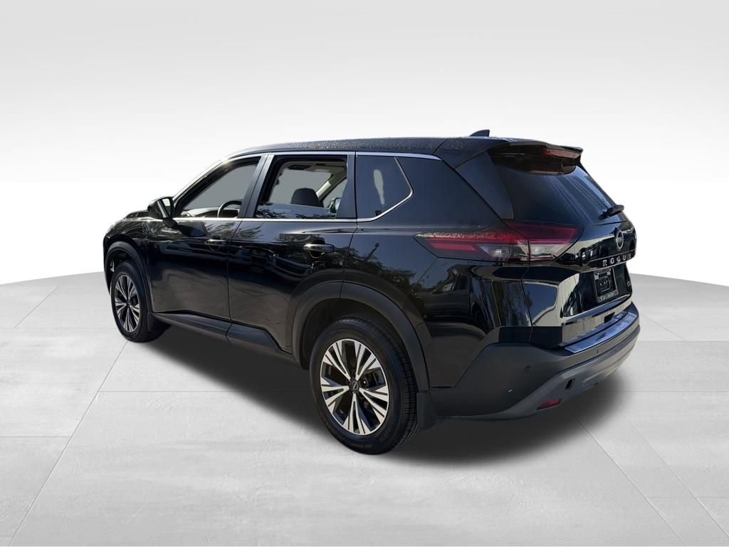 Certified 2023 Nissan Rogue SV image 33