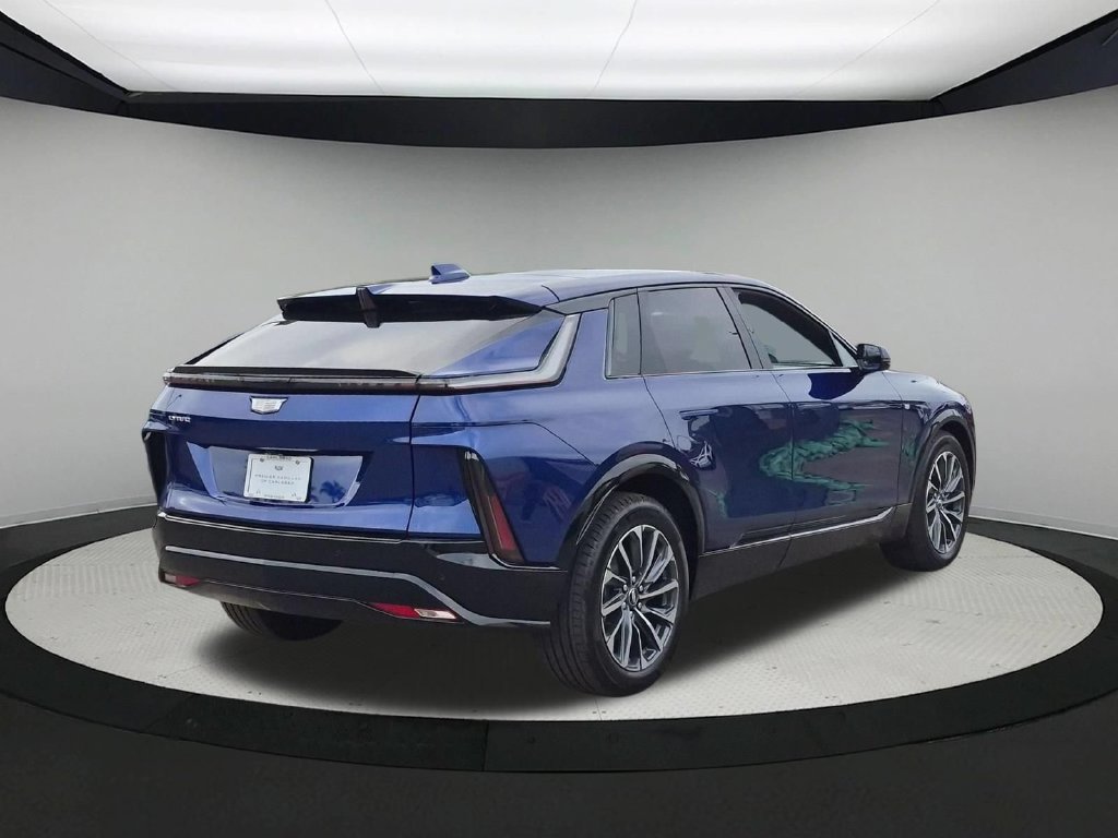 New 2027 Cadillac Lyriq Sport RWD image 5