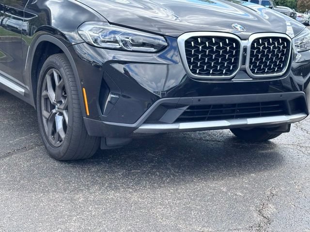 Used 2024 BMW X4 xDrive30i w/ Premium Package AWD/4WD image 2