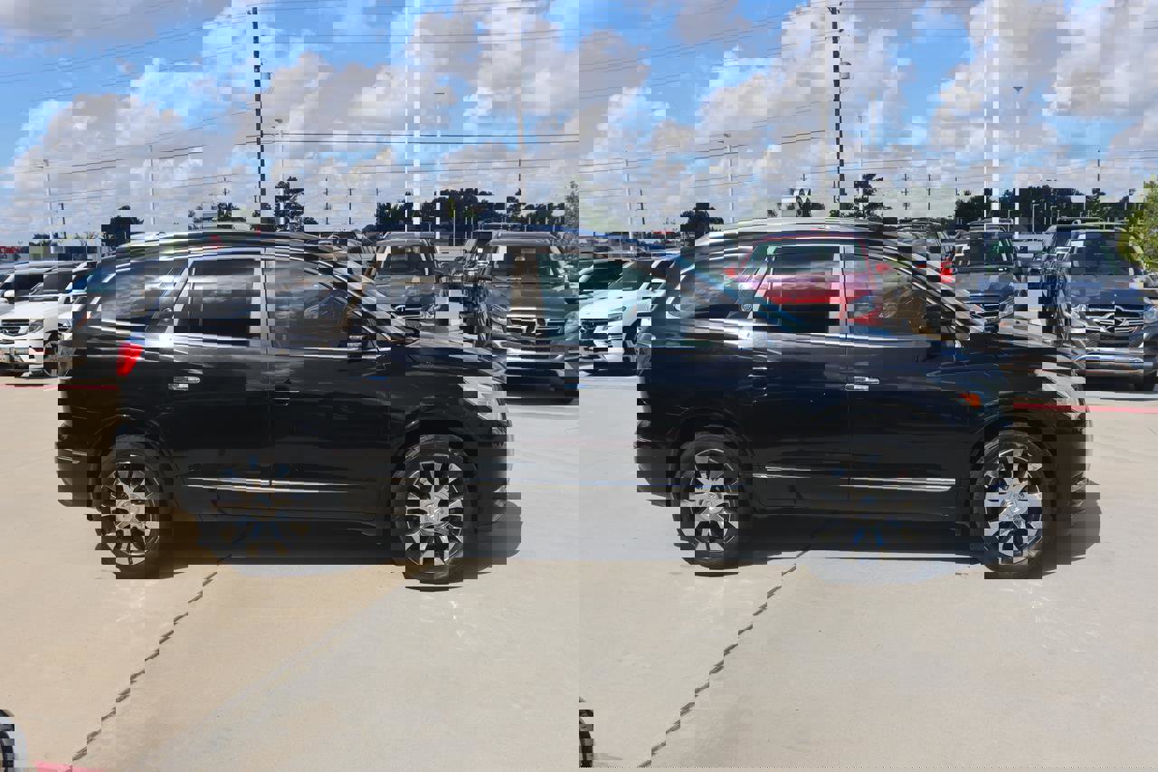 Used 2017 Buick Enclave Premium w/ Experience Buick Package image 10