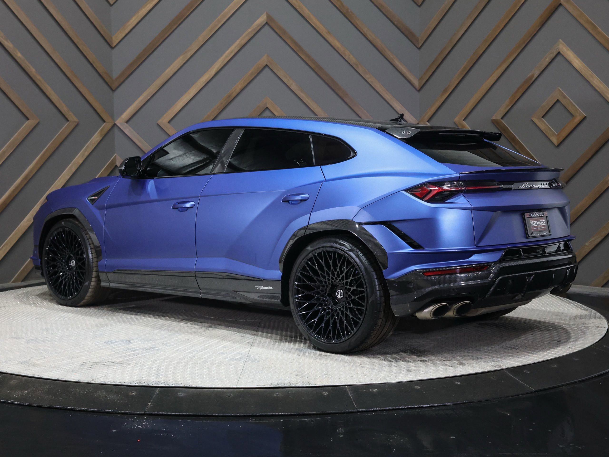 Used 2023 Lamborghini Urus Performante image 2
