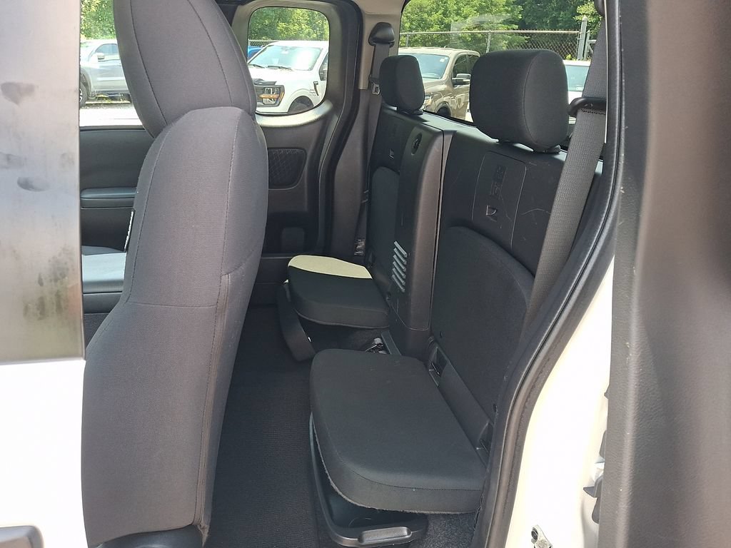 Certified 2023 Nissan Frontier S AWD/4WD image 11