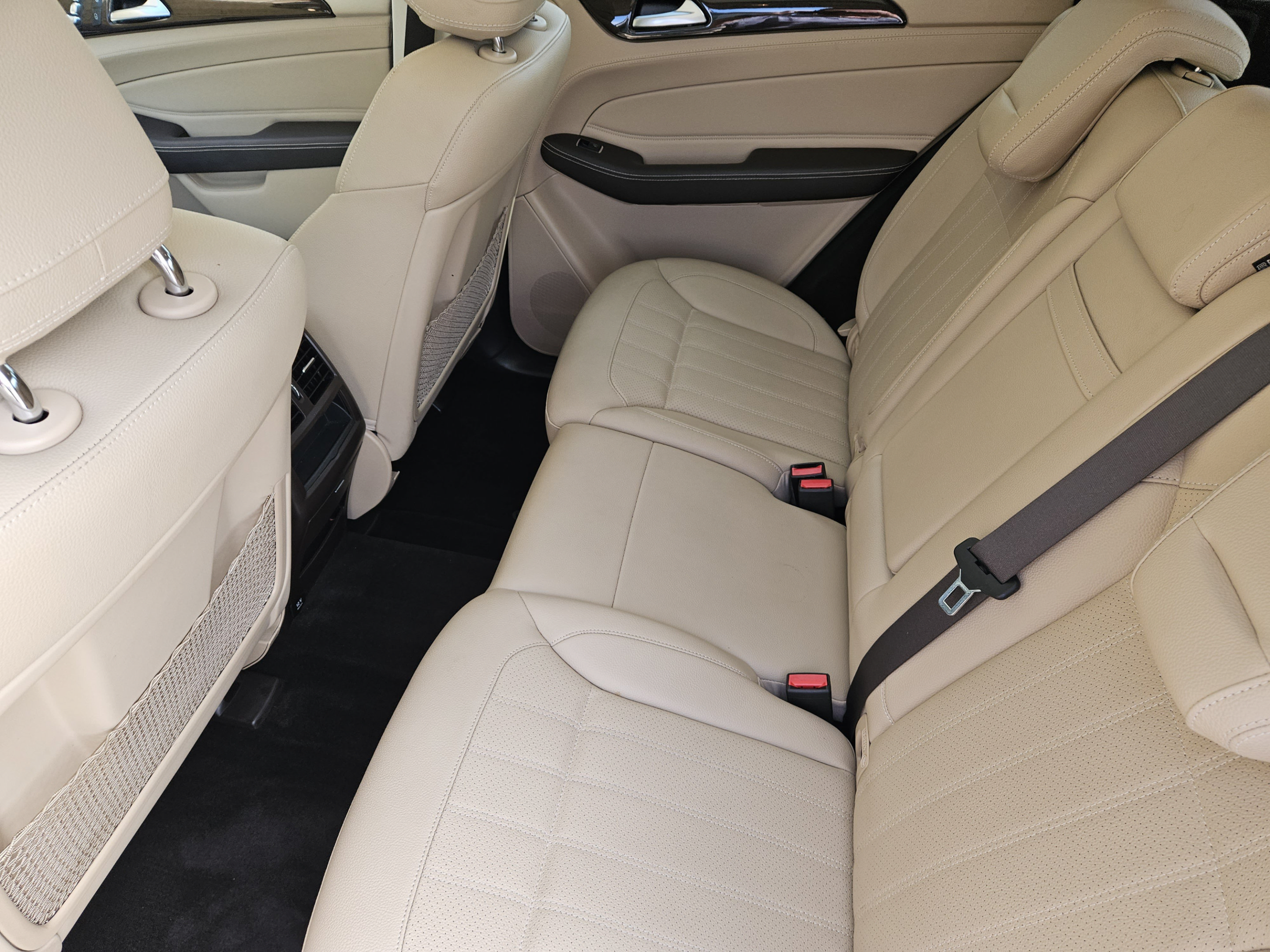 Used 2018 Mercedes-Benz GLE 350 4MATIC image 25
