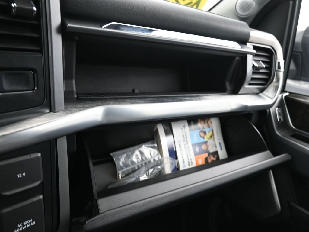 Used 2022 Ford F150 Lariat w/ Equipment Group 502A High image 45