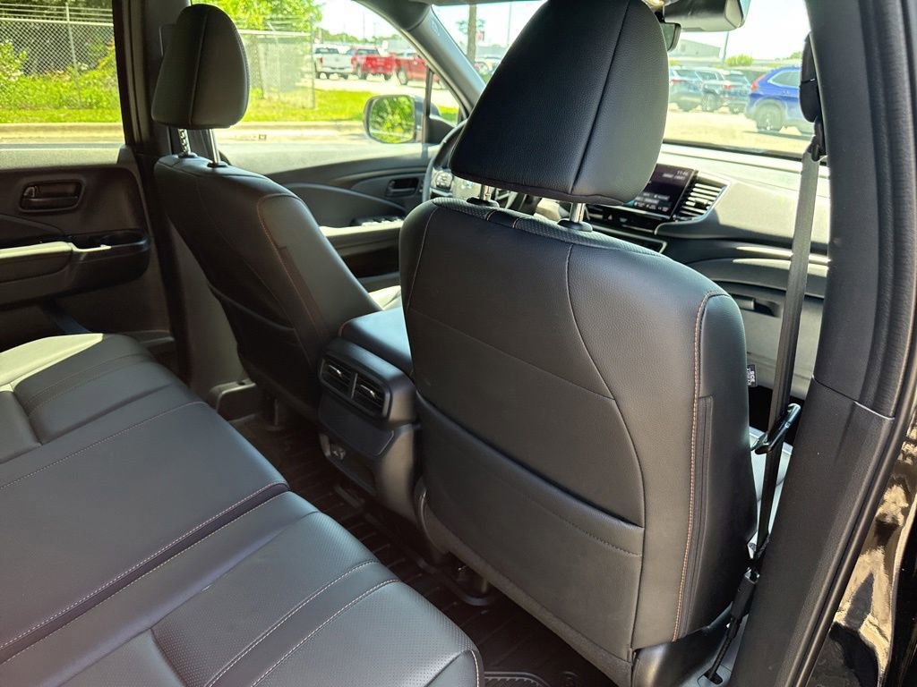 Used 2025 Honda Ridgeline TrailSport image 13