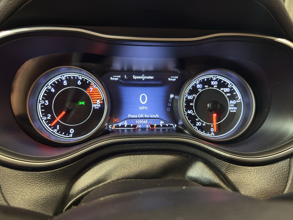 Used 2019 Jeep Cherokee Limited AWD/4WD image 18
