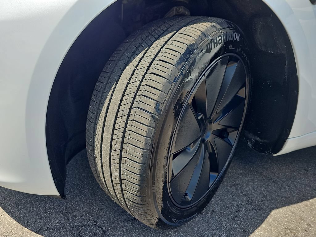 Used 2024 Tesla Model 3 Long Range RWD image 37