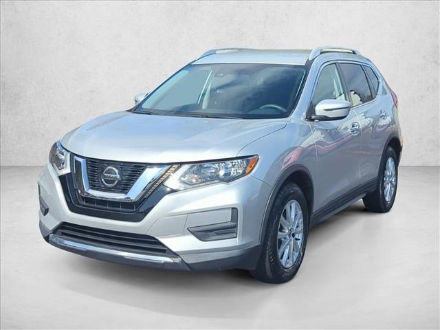 Used 2020 Nissan Rogue SV image 1
