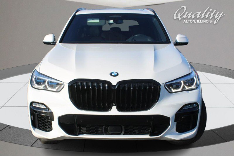 Used 2021 BMW X5 M50i w/ Executive Package image 11