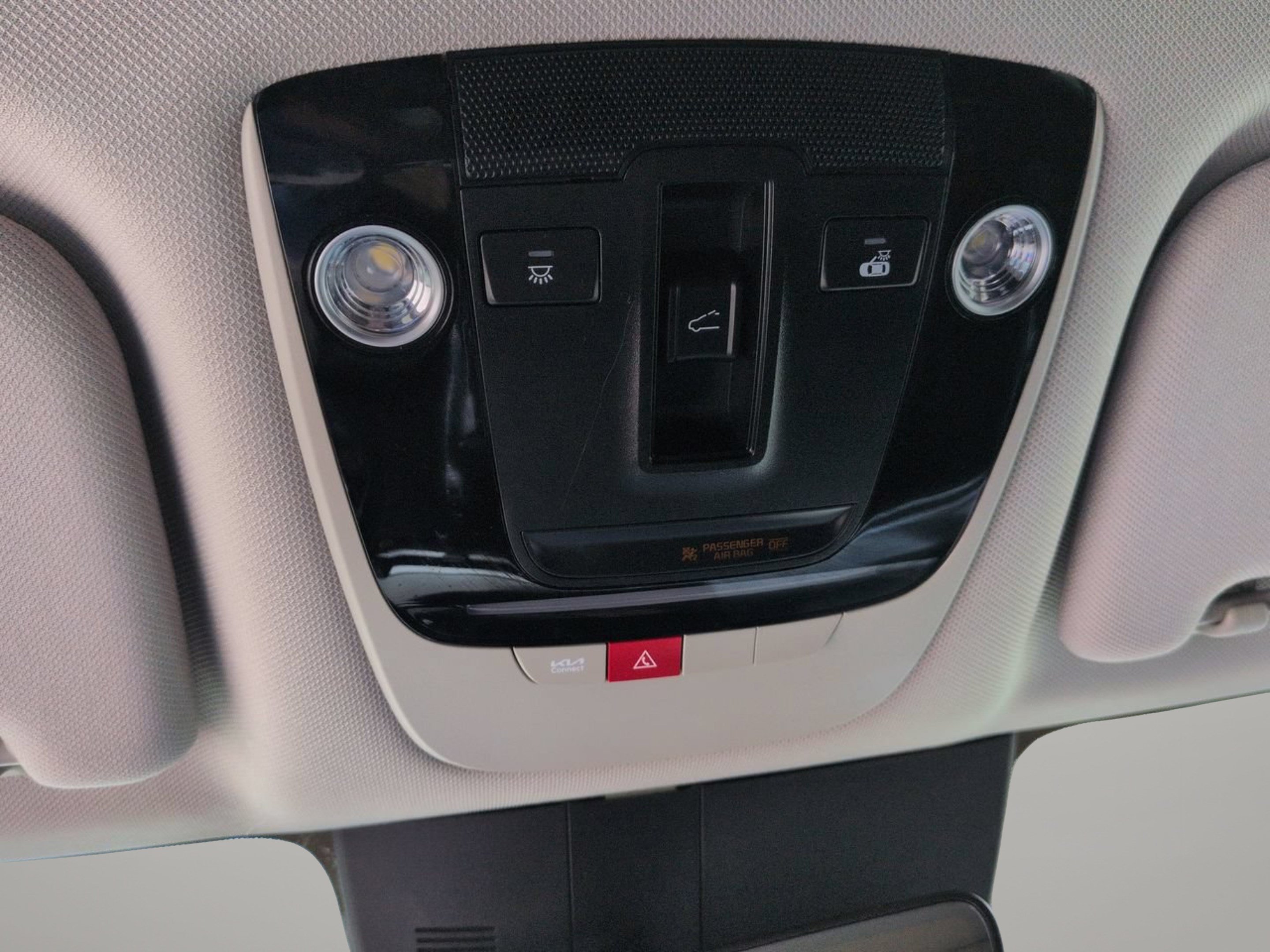 Certified 2026 Kia Sorento S w/ S Panoramic Sunroof Package FWD image 26