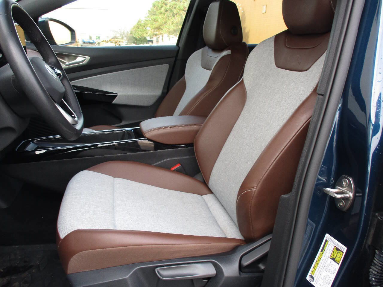 Used 2023 Volkswagen ID.4 Pro image 59
