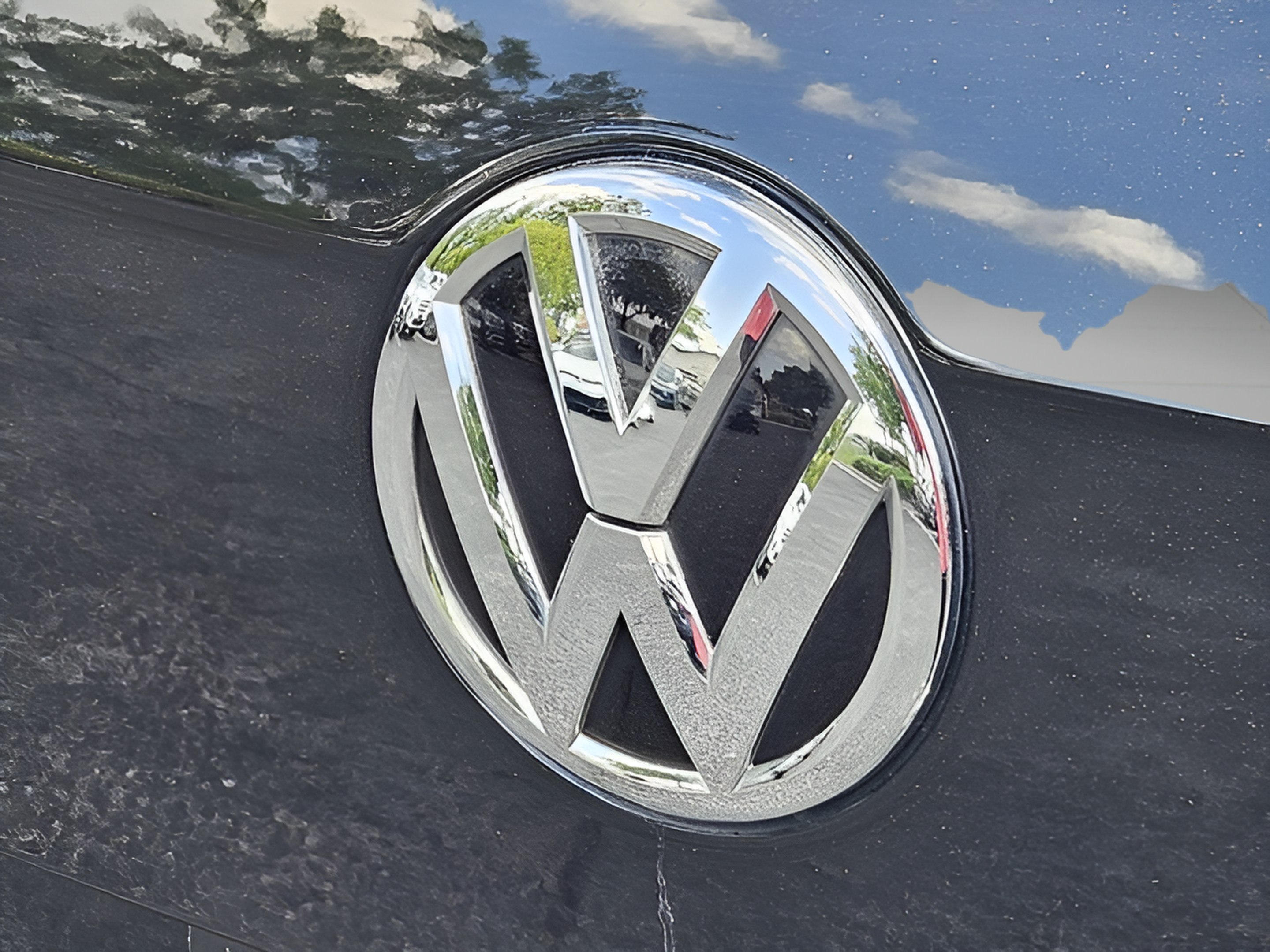 Certified 2021 Volkswagen Tiguan SE FWD image 28
