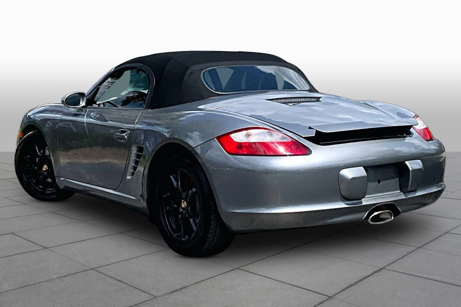 Used 2005 Porsche Boxster RWD image 16