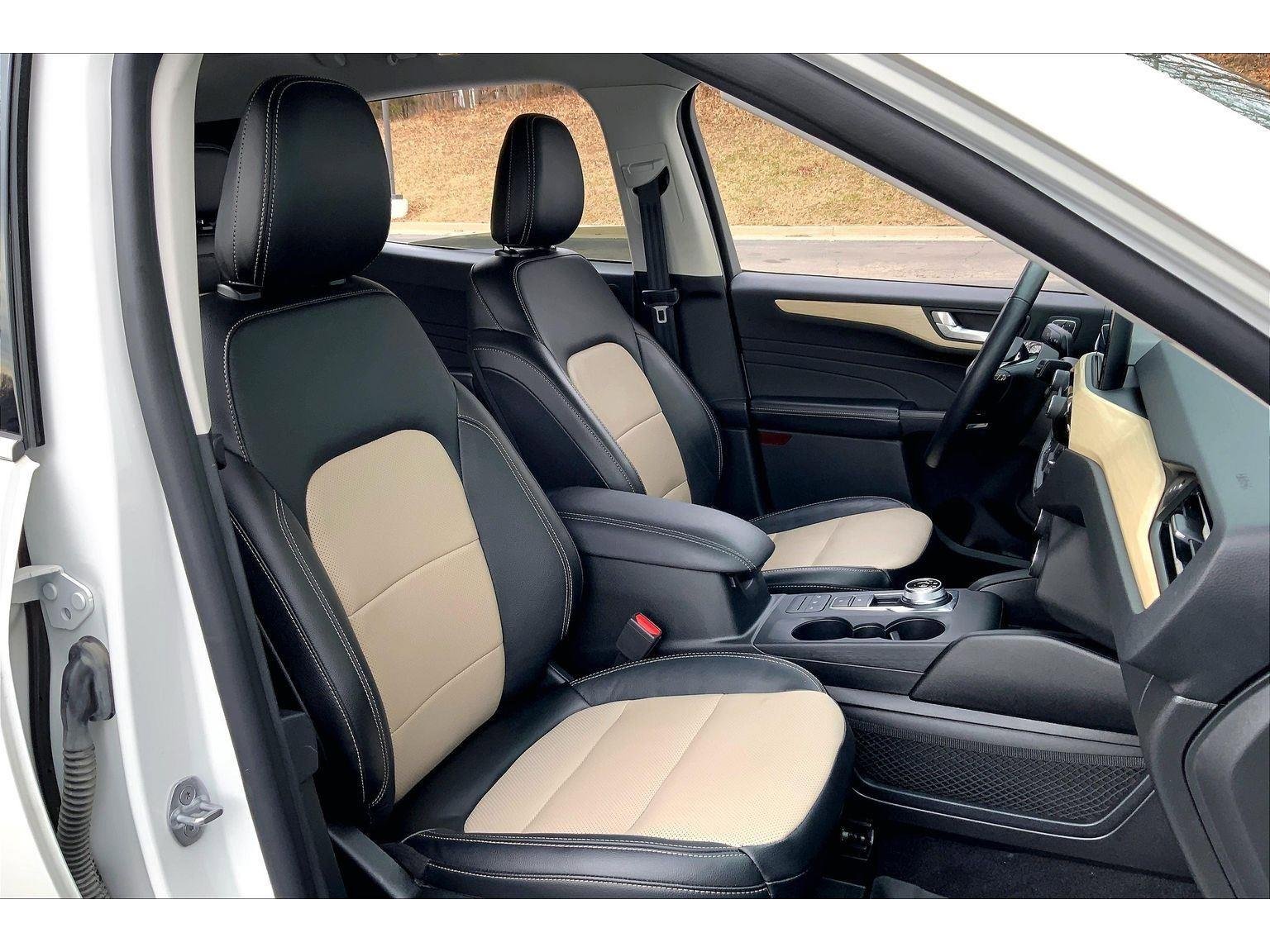 Used 2022 Ford Escape Titanium w/ Titanium Elite Package image 7