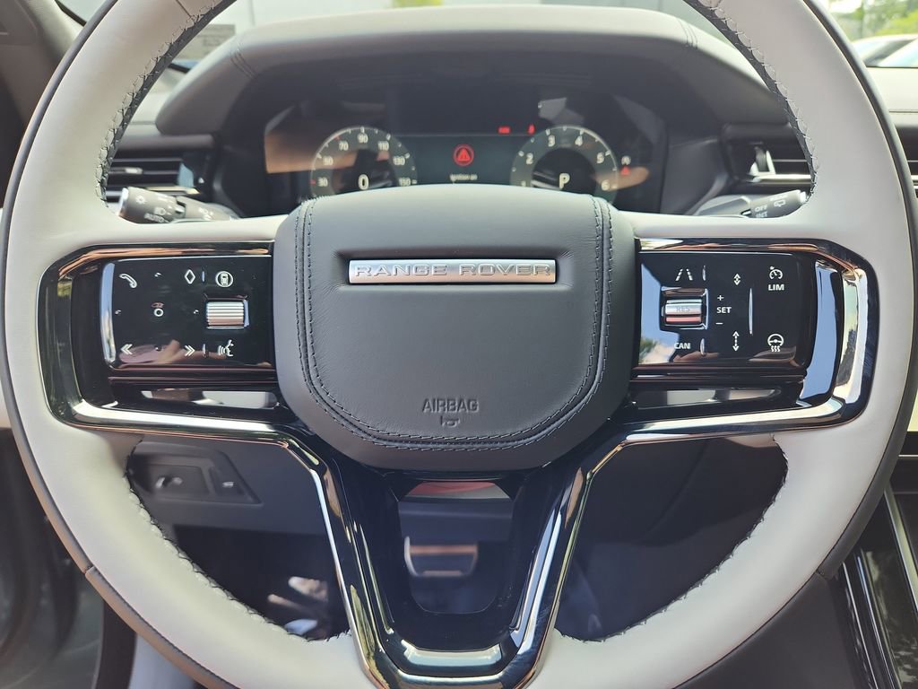 Used 2026 Land Rover Range Rover Velar Dynamic SE AWD/4WD image 18