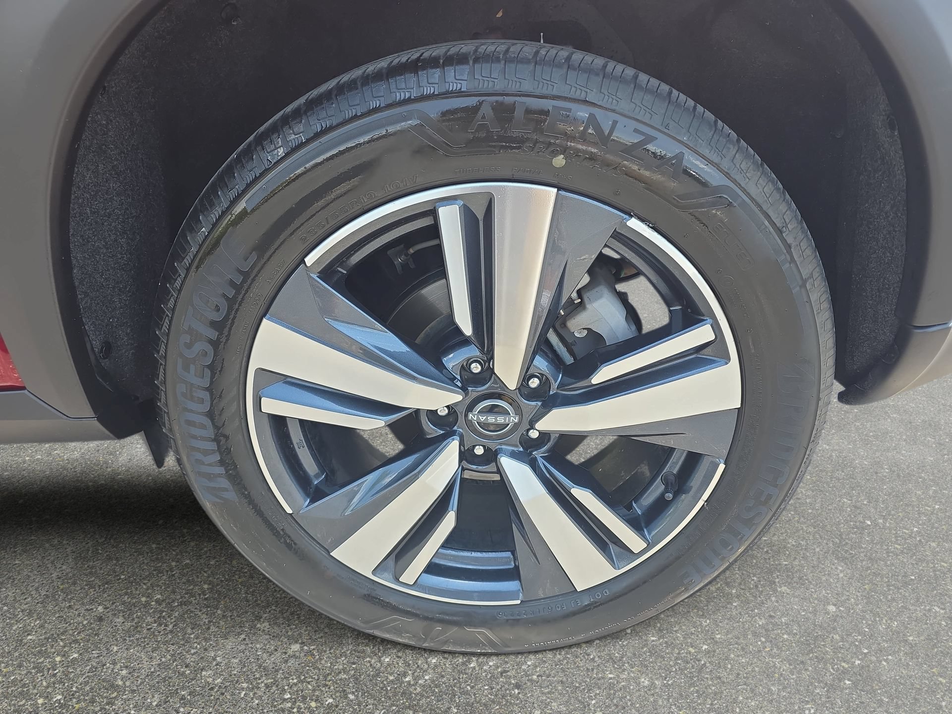 Used 2023 Nissan Rogue Platinum FWD image 31