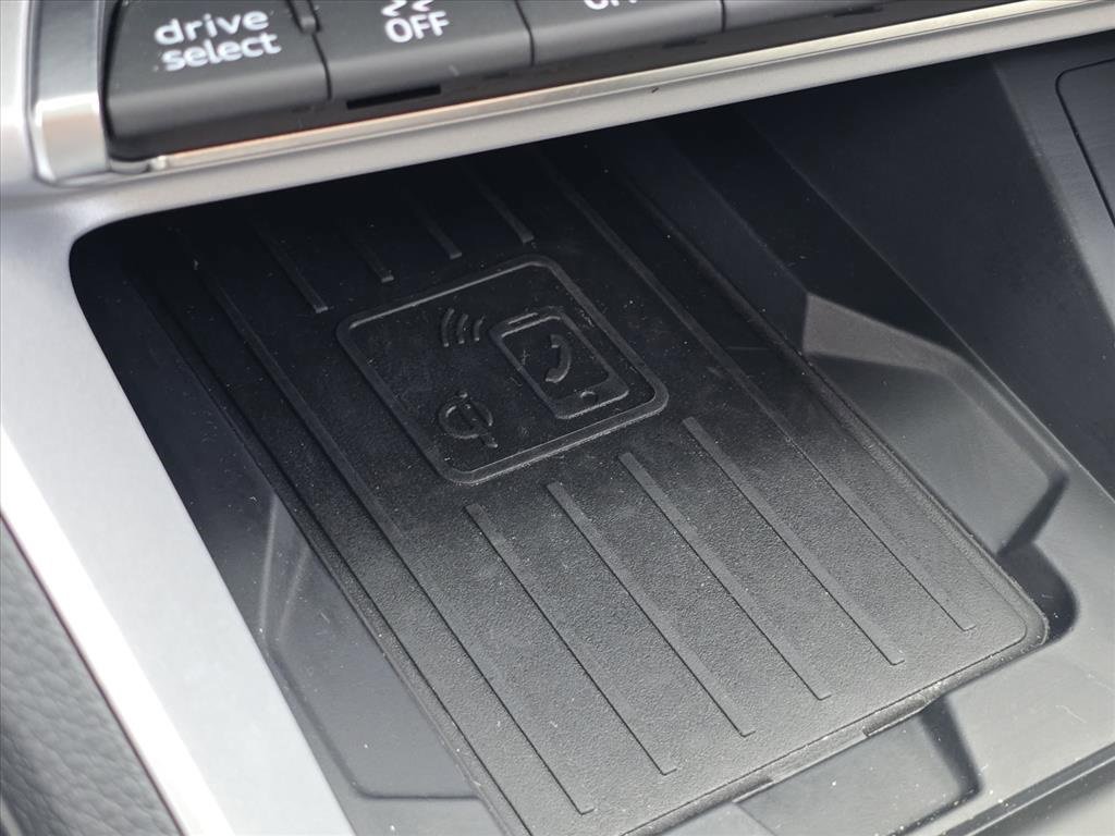 Used 2024 Audi Q3 2.0T Premium Plus image 22