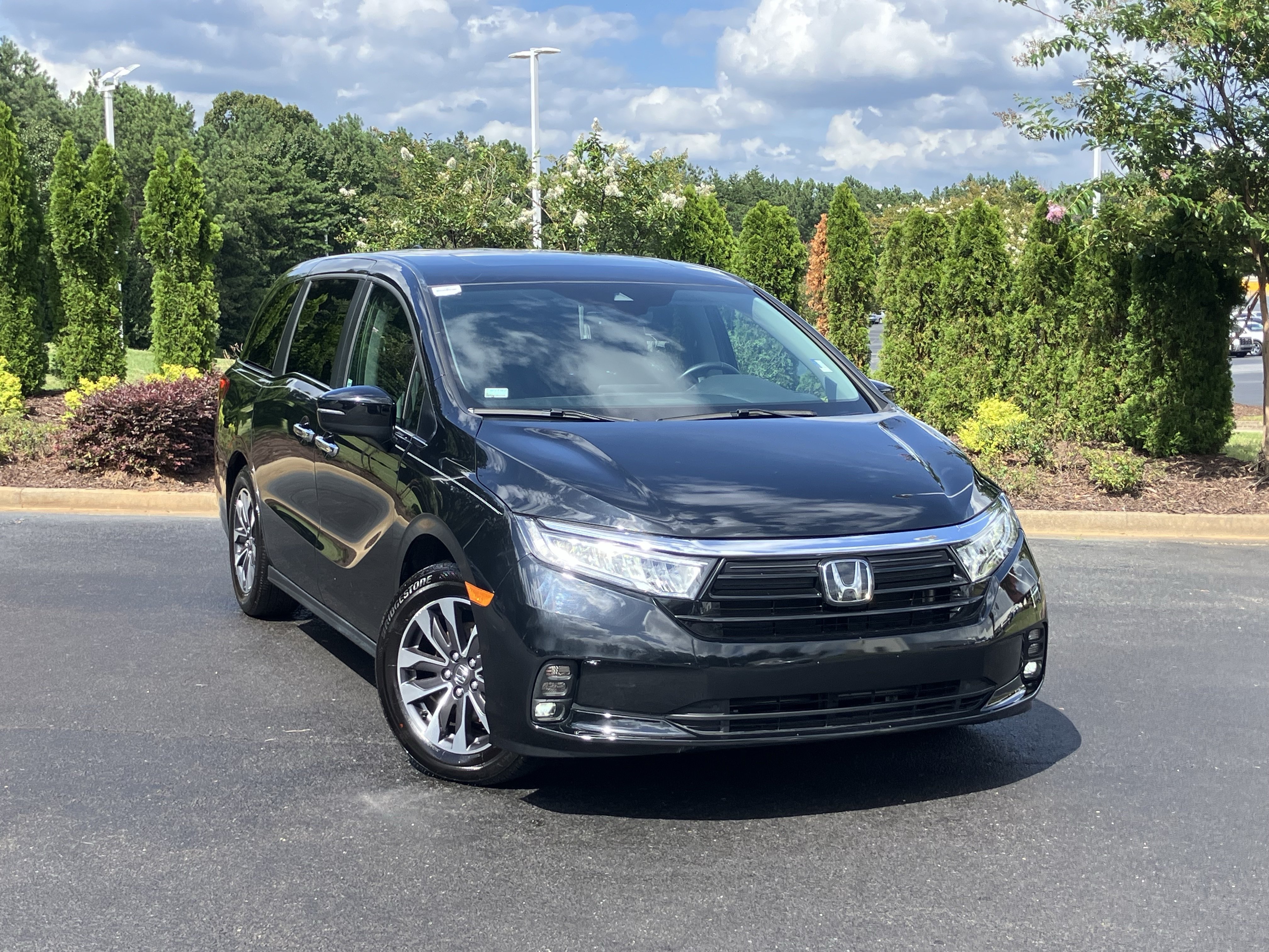 Certified 2024 Honda Odyssey EX-L image 2