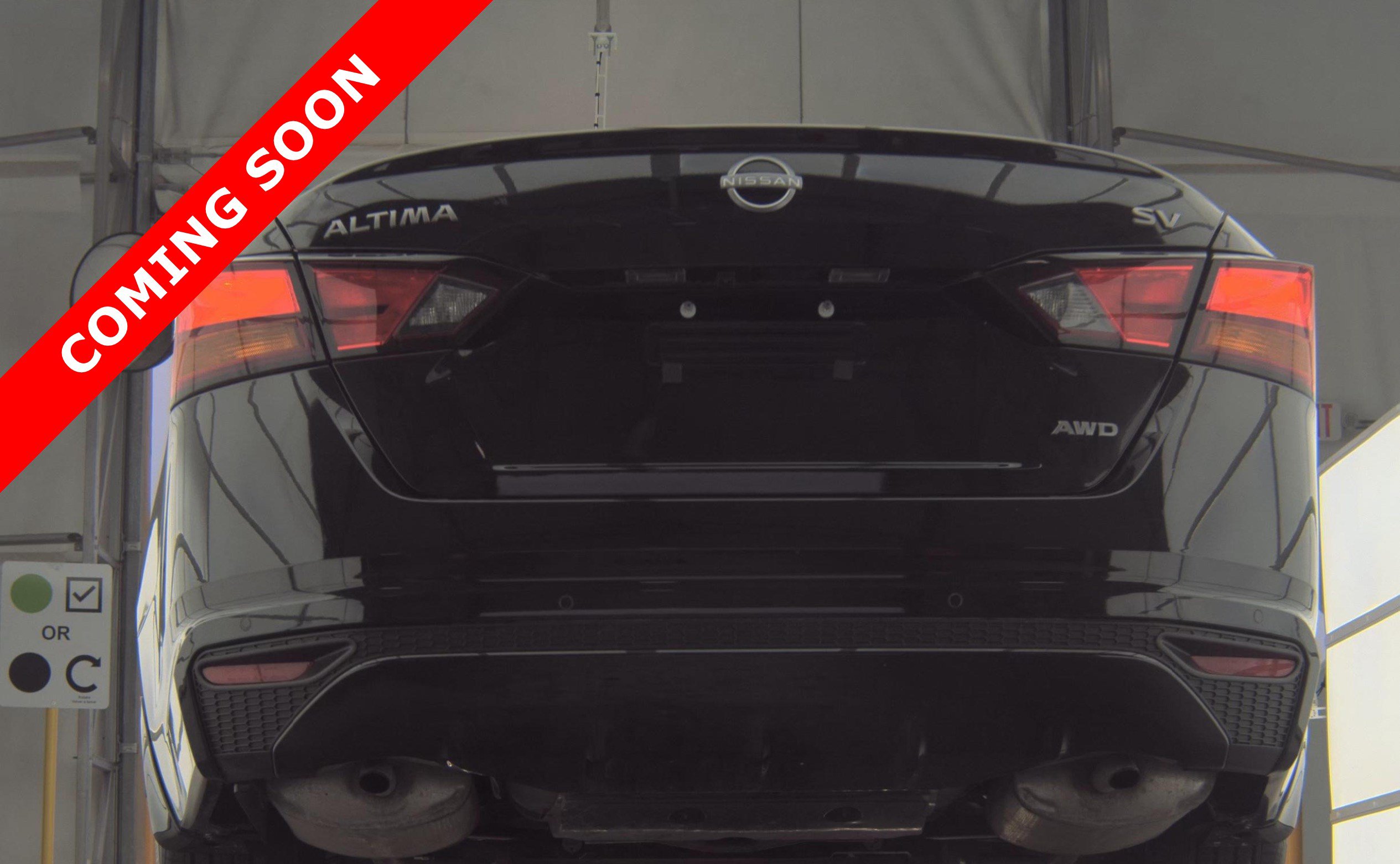 Used 2024 Nissan Altima 2.5 SV AWD/4WD image 4
