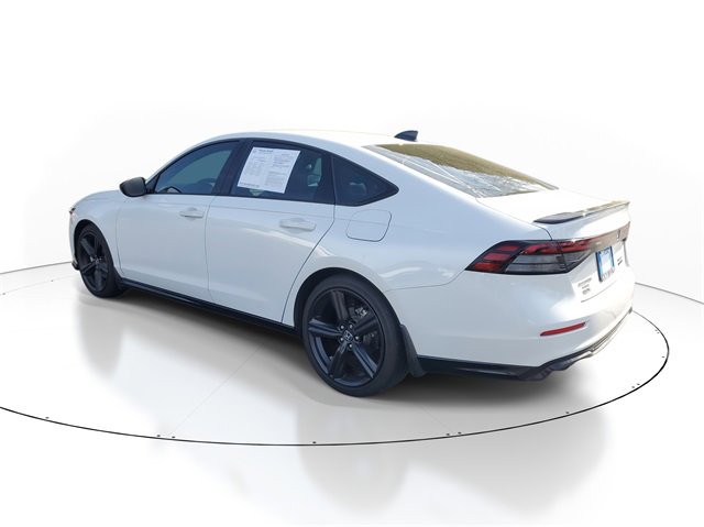 Used 2023 Honda Civic Sport image 4