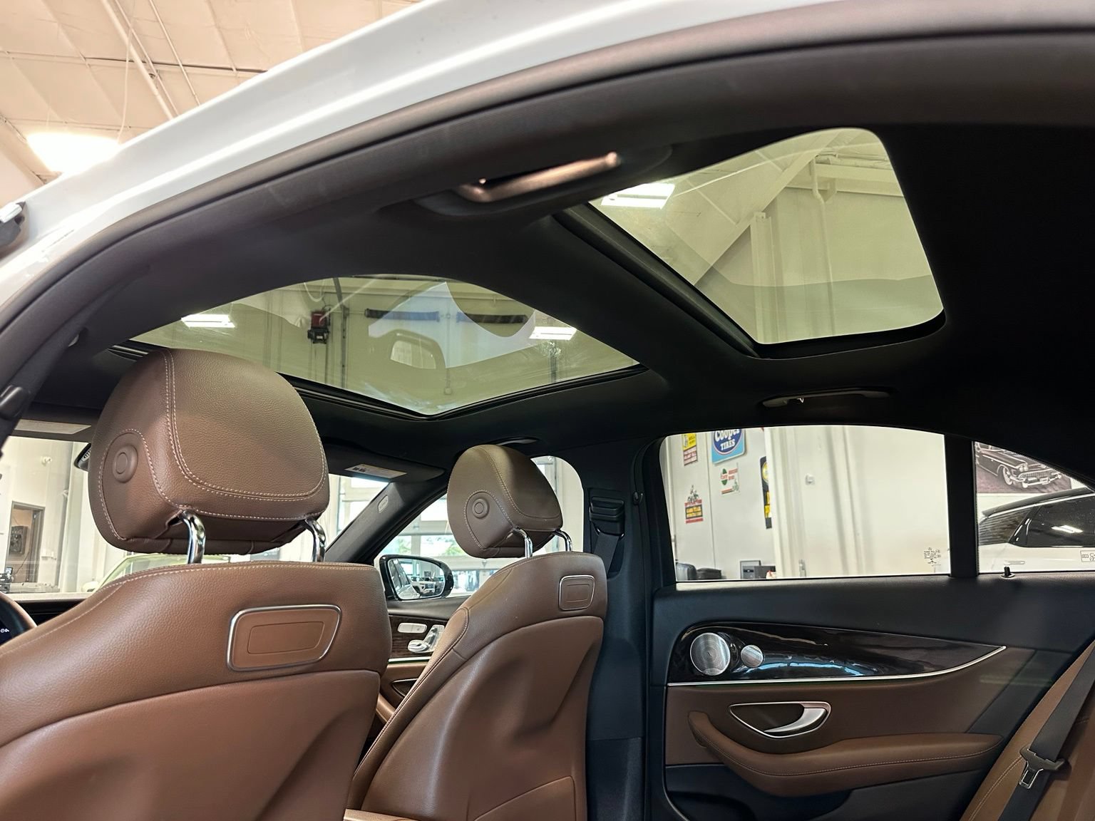 Used 2019 Mercedes-Benz E 300 image 31