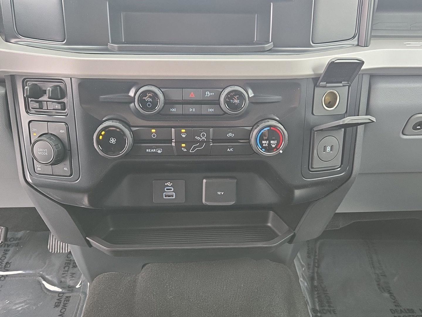 New 2026 Ford F250 XL w/ STX Appearance Package AWD/4WD image 21