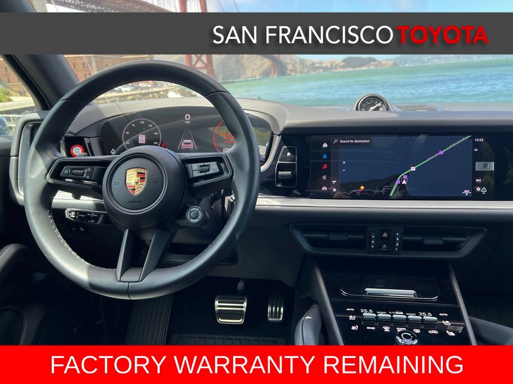 Used 2024 Porsche Cayenne S AWD/4WD image 30