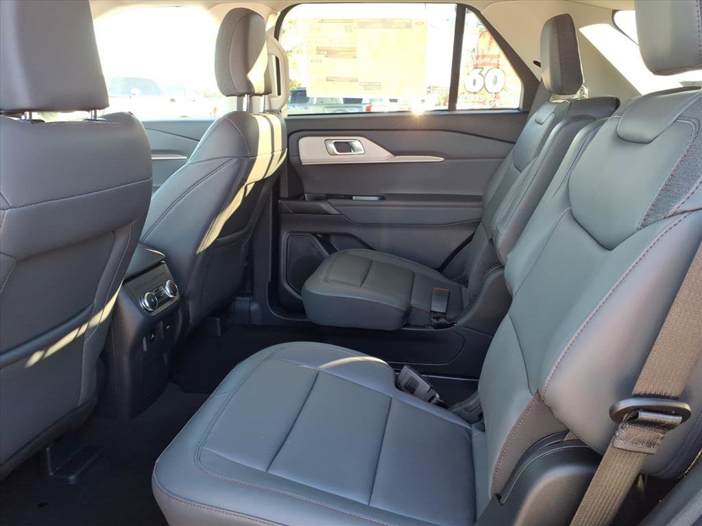 New 2026 Ford Explorer Active image 13