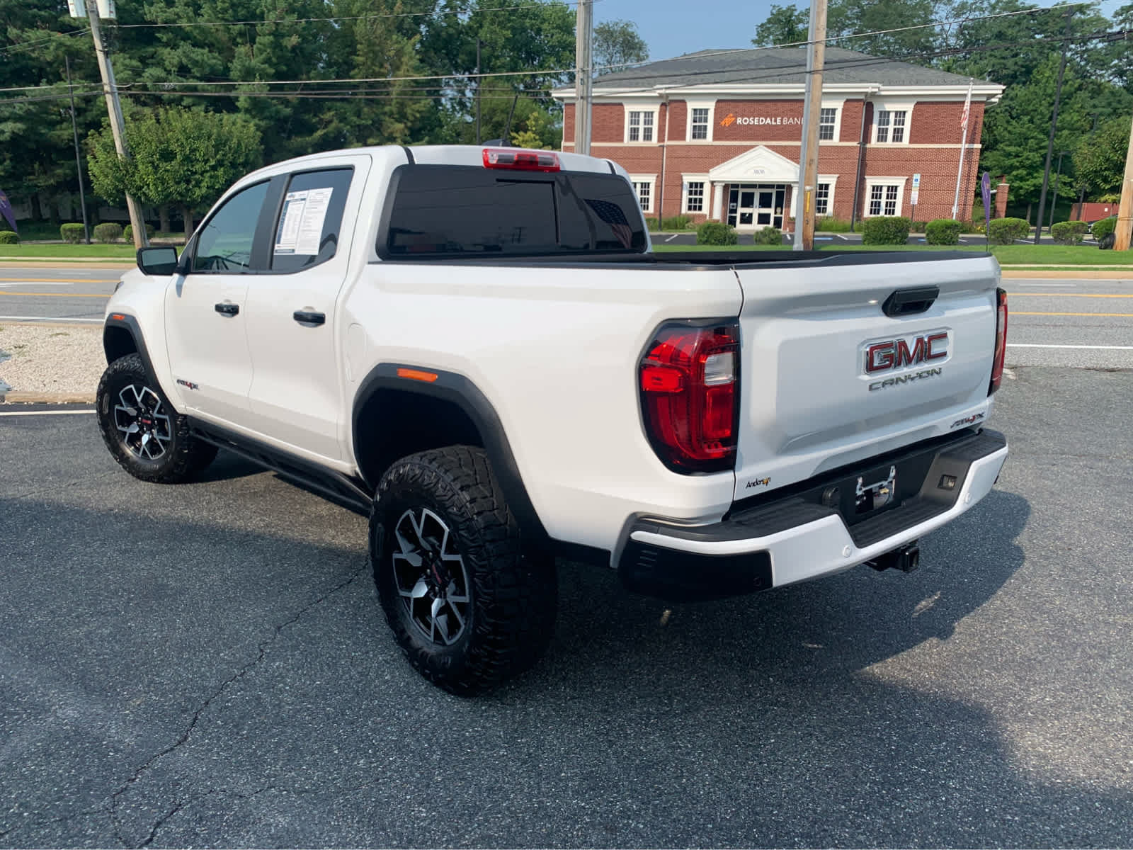 Used 2023 GMC Canyon AT4X AWD/4WD image 4