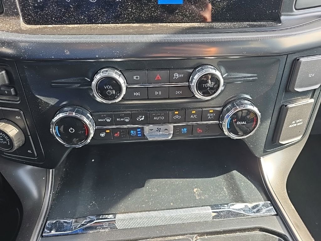 Used 2025 Ford F150 Lariat AWD/4WD image 21