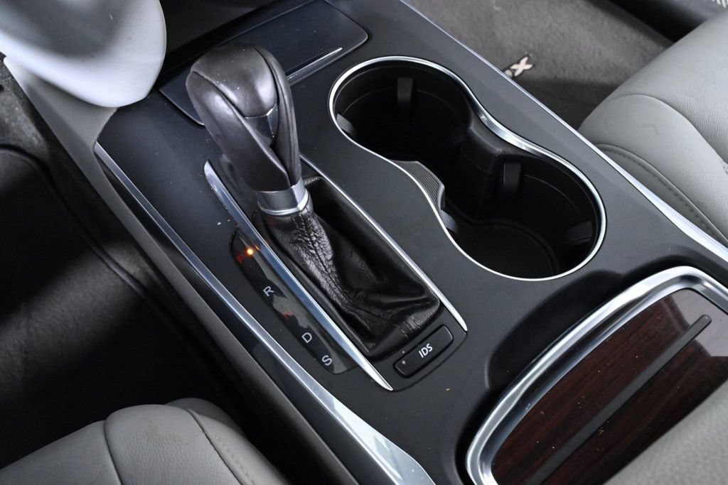 Used 2015 Acura MDX SH-AWD image 16