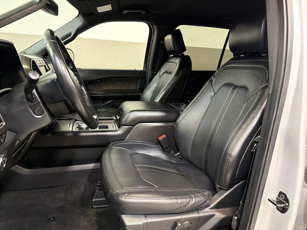 Used 2019 Ford Expedition Max Limited RWD image 12