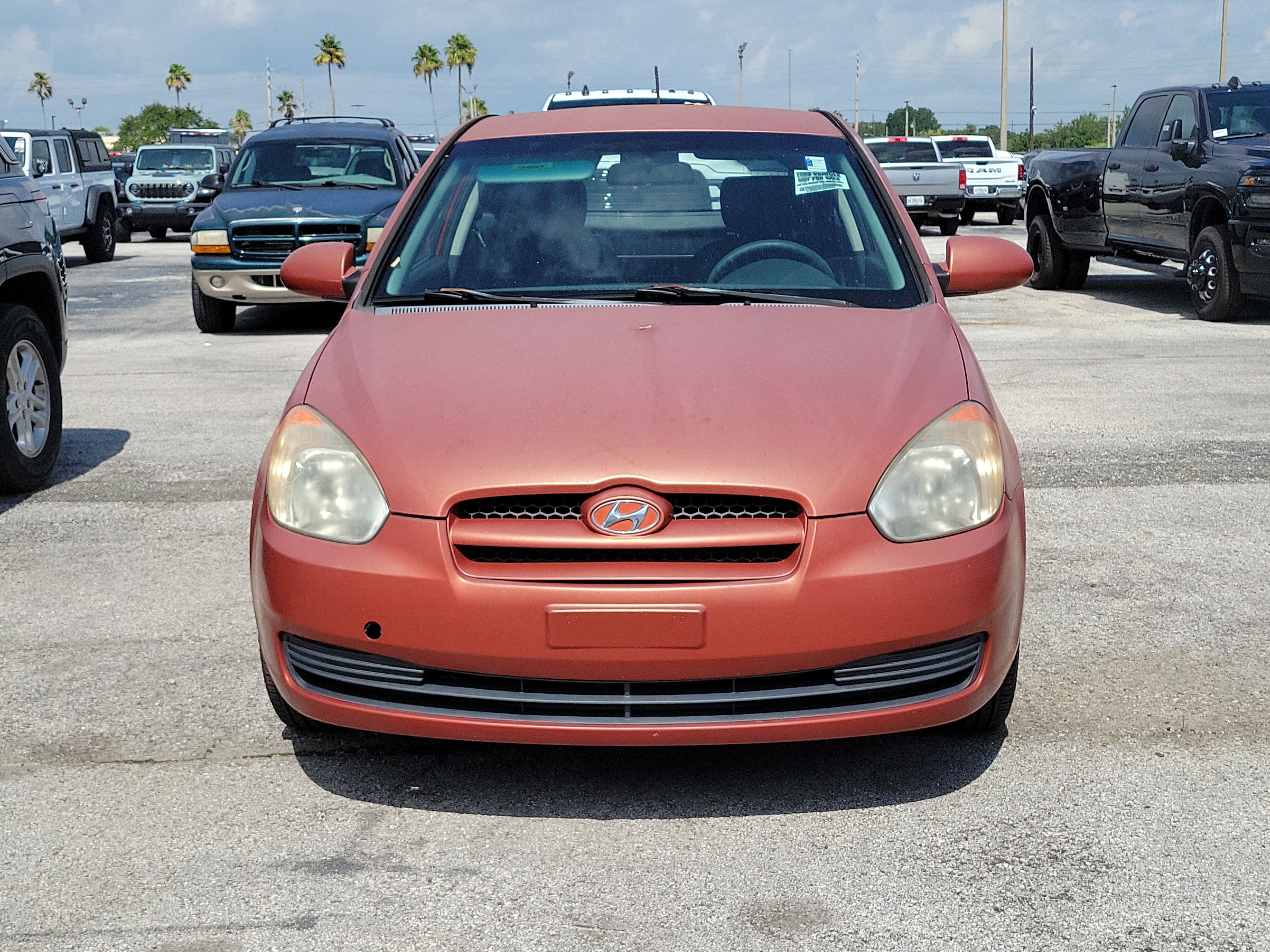 Used 2009 Hyundai Accent GS w/ Premium Pkg 3 FWD image 2