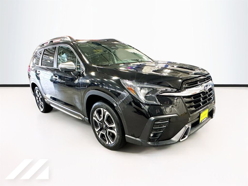 Used 2023 Subaru Ascent Touring image 3