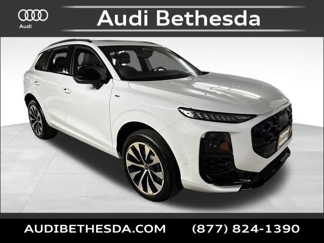 New 2026 Audi Q3 quattro 2.0T AWD/4WD image 1