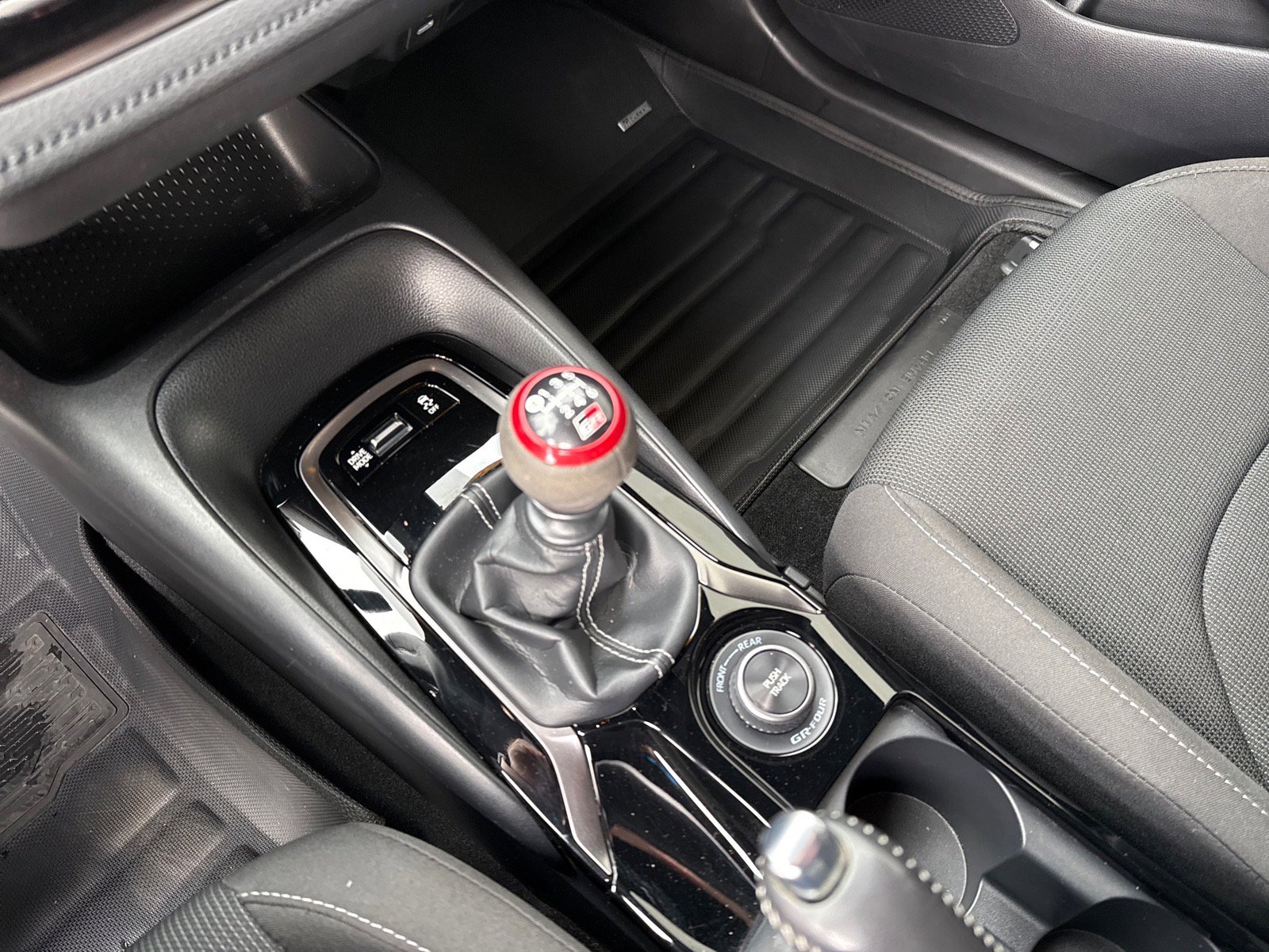 Used 2024 Toyota Corolla Core w/ Performance Package image 23