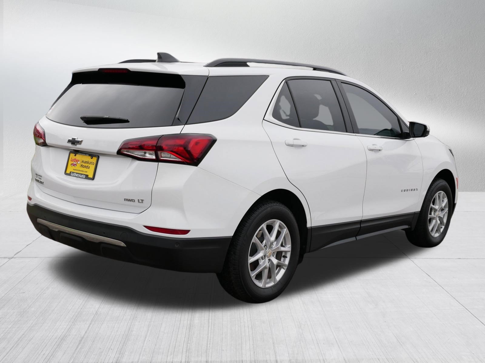 Used 2022 Chevrolet Equinox LT w/ LT True North Edition AWD/4WD image 7