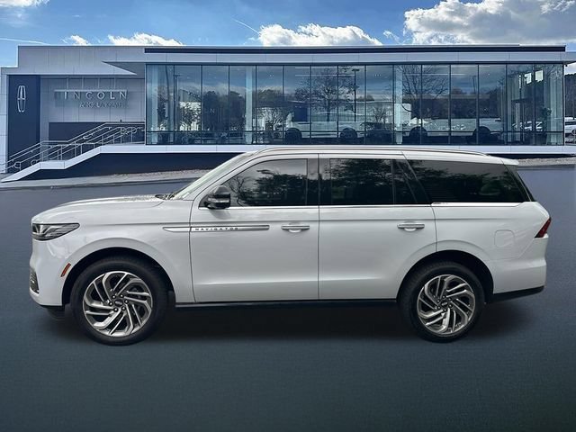 New 2026 Lincoln Navigator Reserve AWD/4WD image 4