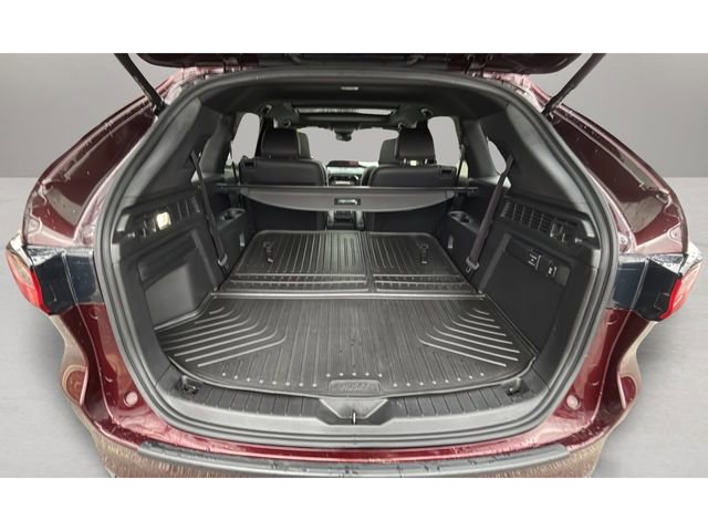 Used 2025 MAZDA CX-90 3.3 Turbo w/ Premium Plus Pkg image 32