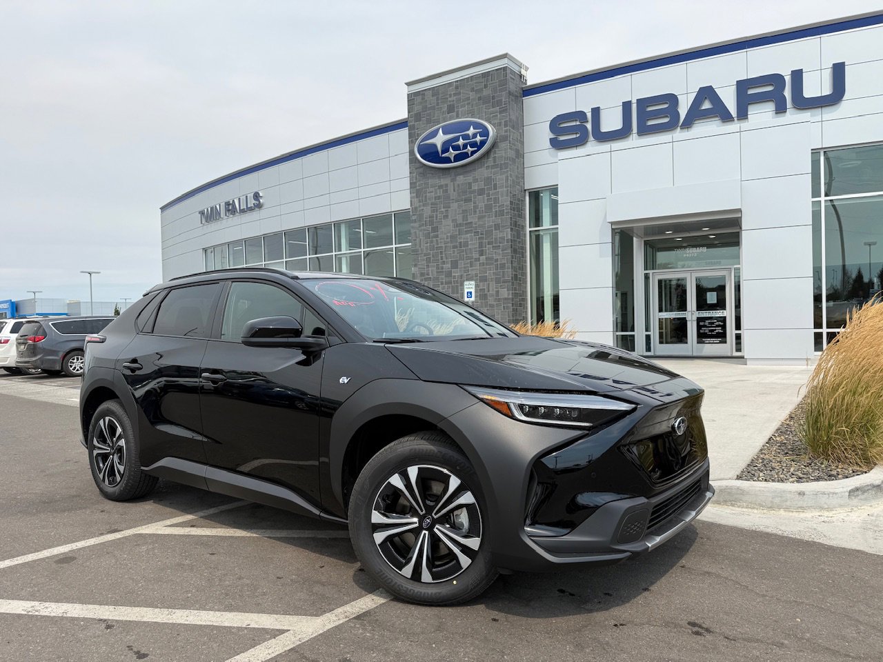 New 2025 Subaru Solterra Premium image 1