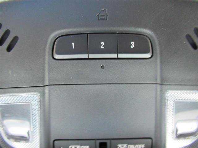 Used 2023 Chevrolet Traverse LT w/ Midnight/Sport Edition AWD/4WD image 28