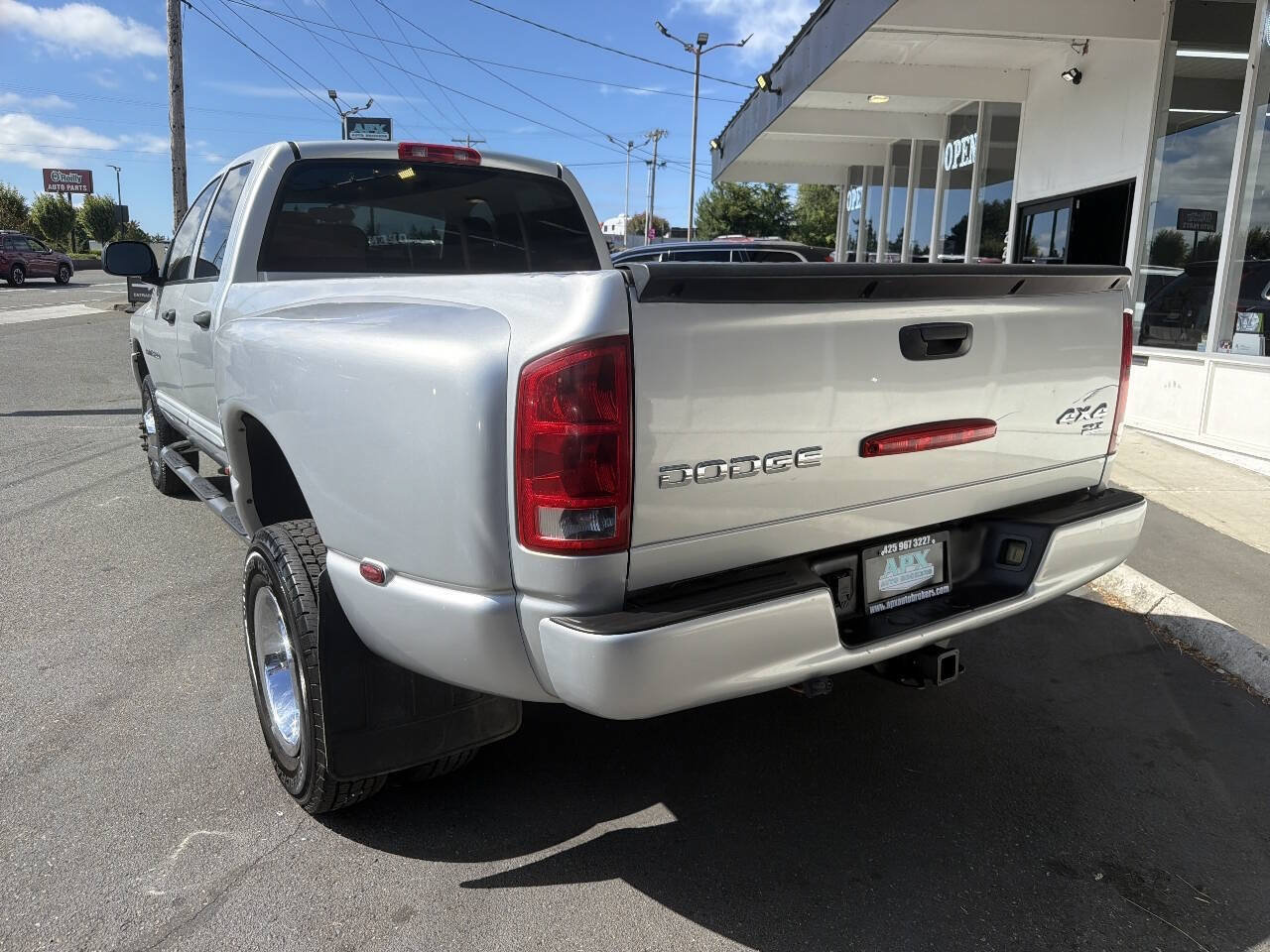 Used 2004 Dodge Ram 3500 Truck SLT w/ Sport Appearance Group AWD/4WD image 4